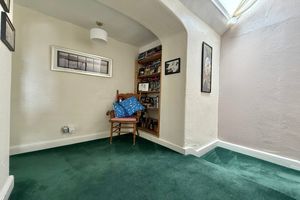 First Floor Landing- click for photo gallery